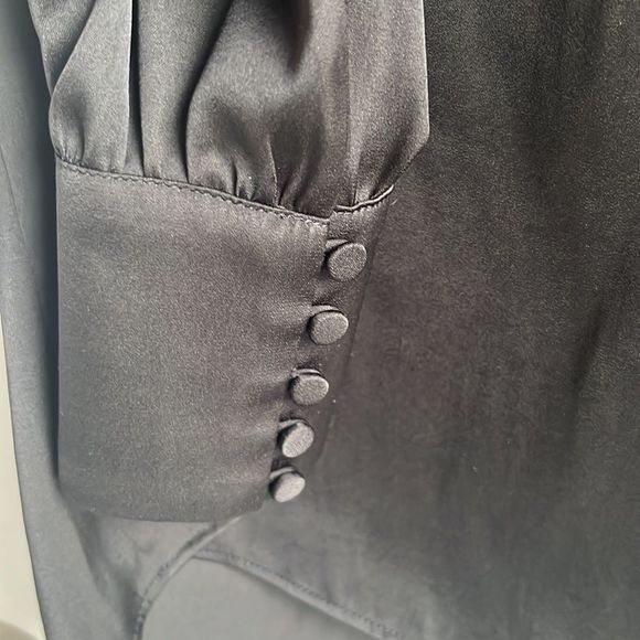 HATCH Silky Gathered Neck Maternity Top - Picture 6 of 9